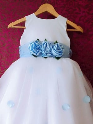 Vestido infantil azul celeste