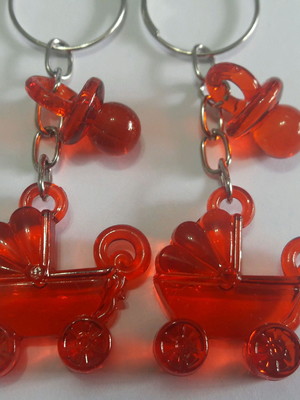 25 chaveiro duplo carrinho com chupeta com tag personalizada