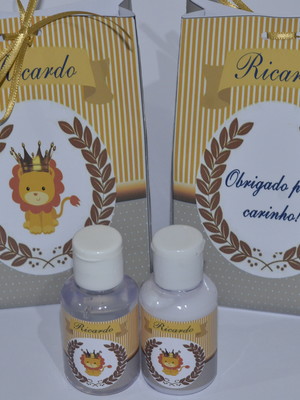 Kit álcool gel e creme com sacolinha