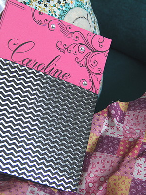 Convite pink com envelope preto e prata
