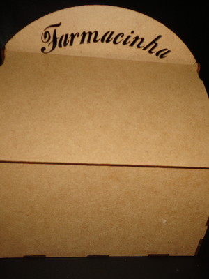 Farmacinha em mdf