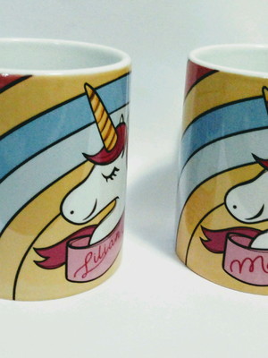 Caneca unicórnio arco íris personalizada