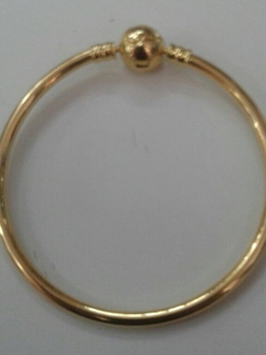 Pulseira rigida berloques b ouro