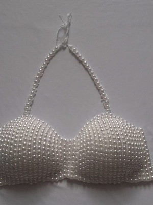 Top de crochê com pérolas