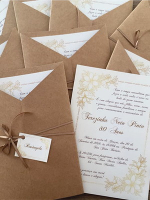 Convite de aniversário papel kraft