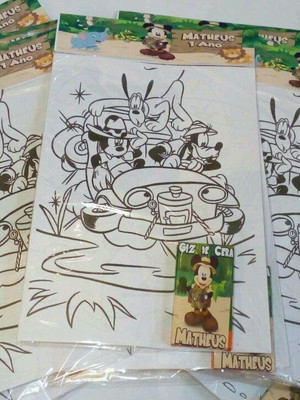 Desenhos para colorir com giz de cera safari