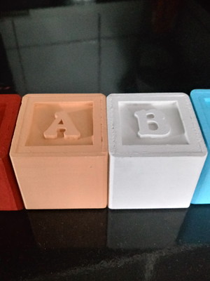 Cubos com alfabeto