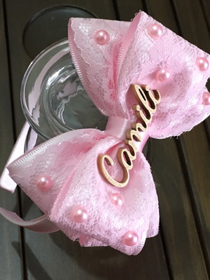 Tiara com laço personalizado