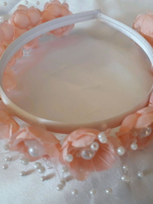 Tiara de flores de organza