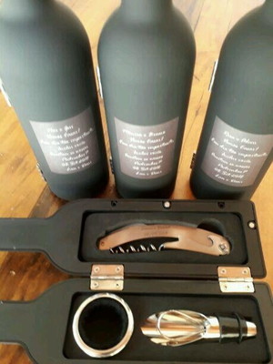 Kit vinho formato garrafa com 3 peças 11871