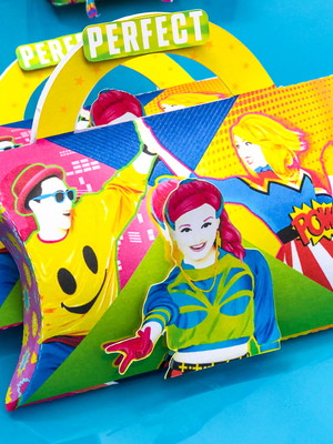 Caixa travesseiro com alça just dance - 10 unidades