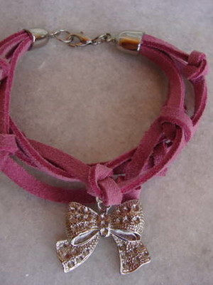 Pulseira em couro pink