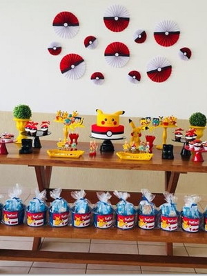 Kit 12 rosetas - festa pokémon