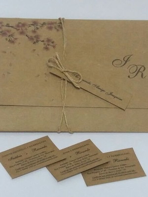 Convite rustico com tags
