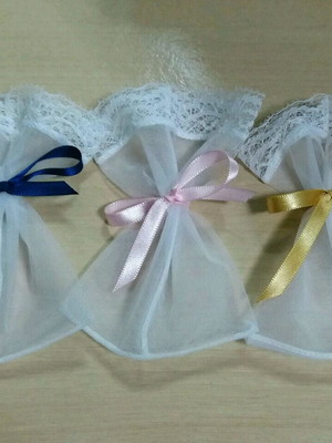 Kit 50 saquinhos organza tunil com renda 15×28cm