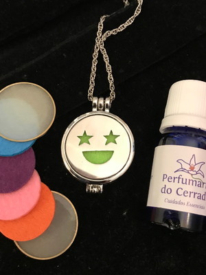 Perfume aromático 10ml com colar difusor sorria