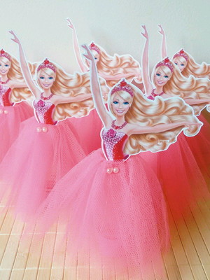 Tubete barbie com tule