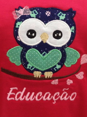 Camiseta malha p.v. bordada