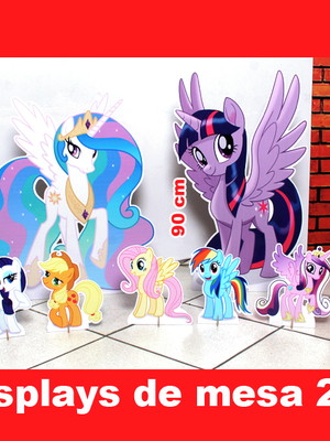 Totem de chão little pony e displays de mesa
