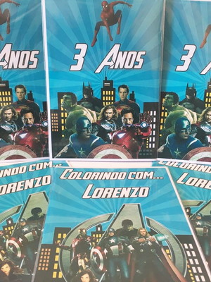 Kit com 15 unidades livro de colorir vingadores