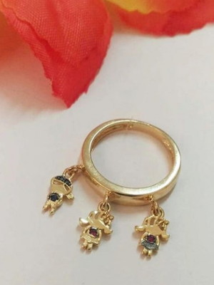 Anel com três pingentes meninas(os) cravejado com zircônias