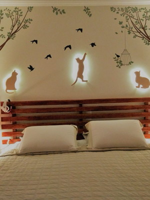 3 gatos luminárias led mdf quarto decorado