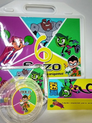Kit maleta festa na escola jovens titans