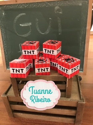Caixa cubo - tnt