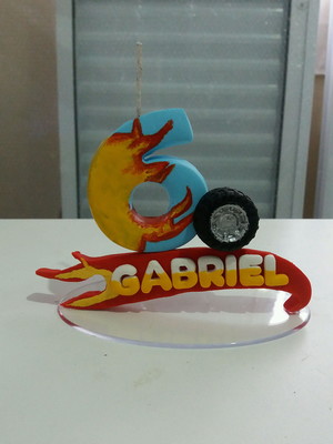 Vela hot wheels biscuit