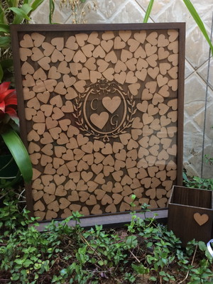 Quadro de assinaturas com brasão