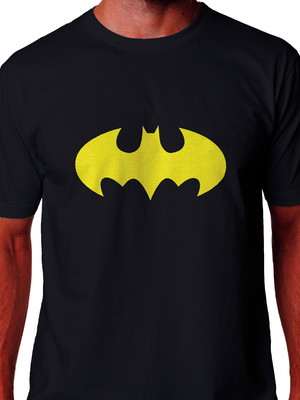 Camiseta batman, simbolo amarelo