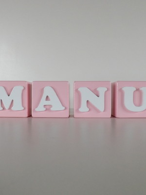 Cubo com nome manu