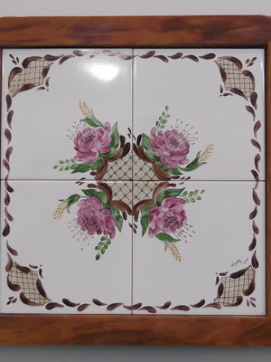 Bandeja com azulejos