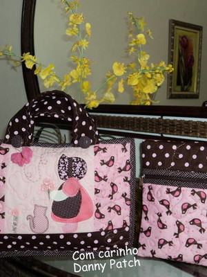Bolsa mini notebook e estojo