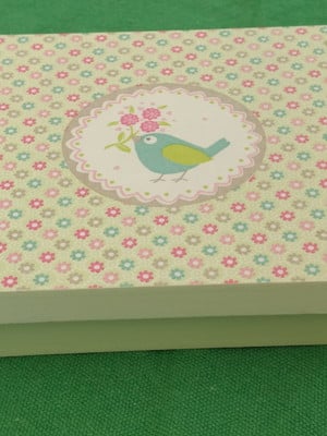 Caixa quadrada com decoupage