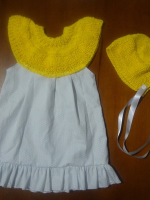 Conjunto vestido e touca bebê