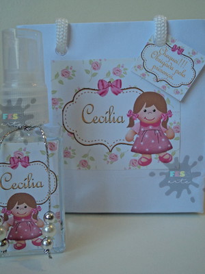 Home spray boneca