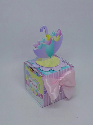 Caixa cubo com laço