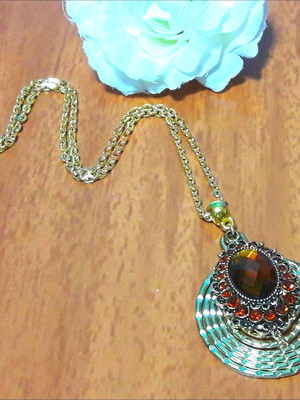 Colar sunshine caramelo