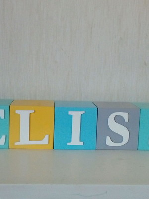 Cubos com letras