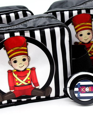 Necessaire com fone de ouvido soldadinho de chumbo