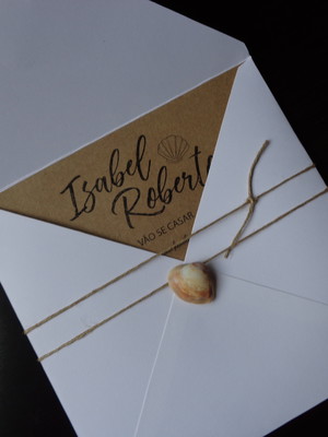 Convite casamento envelope branco com kraft 20x20
