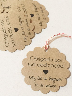 Tag flor dia do professor com cordão
