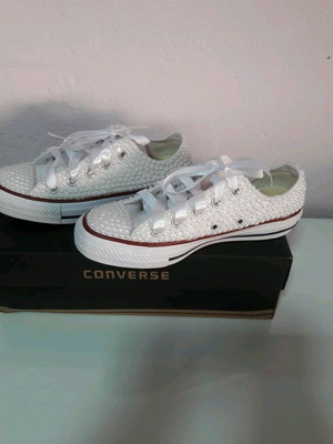 All star customizado com perolas