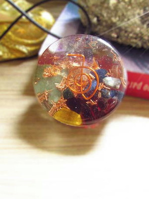 Orgonite pingente chokurei 7 chacras