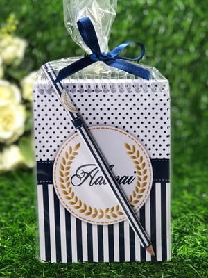 Bloquinho 14x10 com lapis personalizado coroa