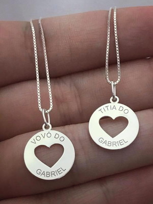 Colar coração vazado com escrita / nome personalizado