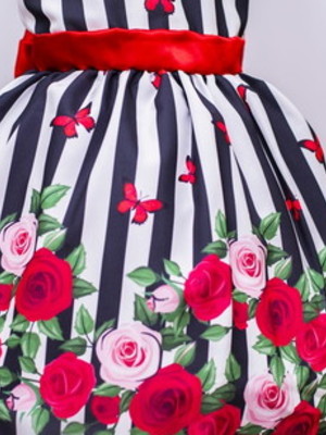 Vestido infantil de festa listrado