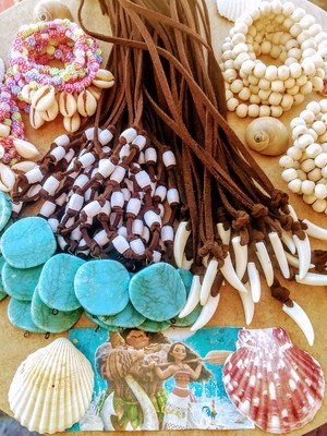 Tábua aniversário moana personalizada 20 pessoas