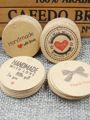 Tag personalizada em papel kraft 4cm x 4cm